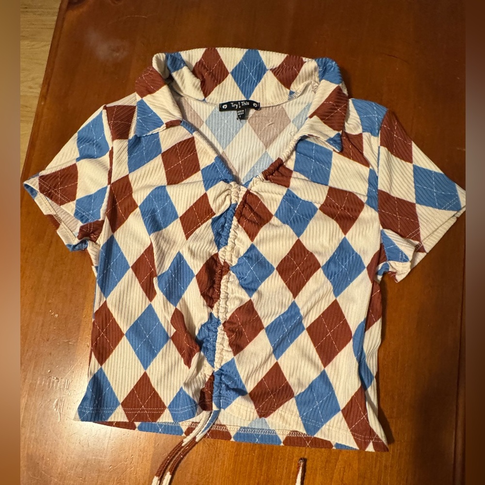 Try This On Jr Sz L Blue/Brown Argyle Crop Top EUC 😊😊